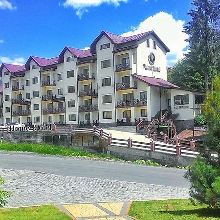 Home Hotel Bukovel Luaran gambar