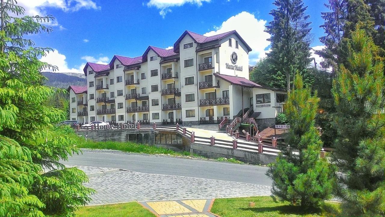 Home Hotel Bukovel Luaran gambar