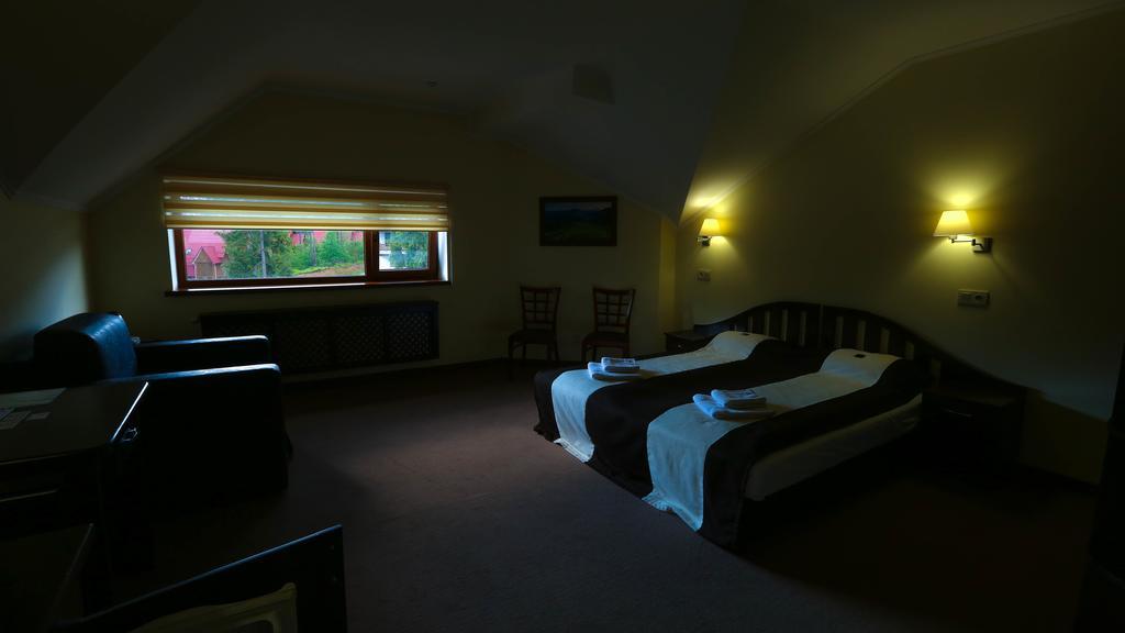 Home Hotel Bukovel Luaran gambar
