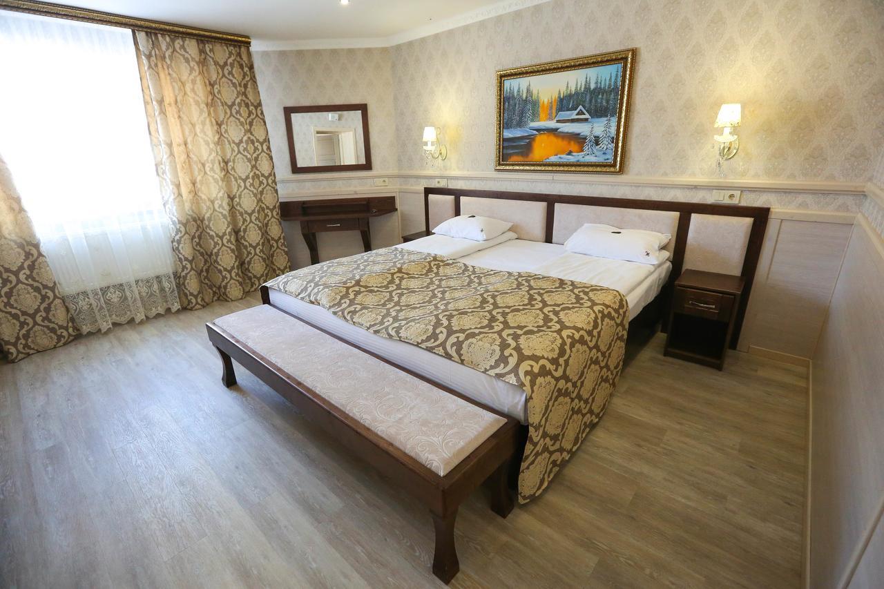 Home Hotel Bukovel Luaran gambar