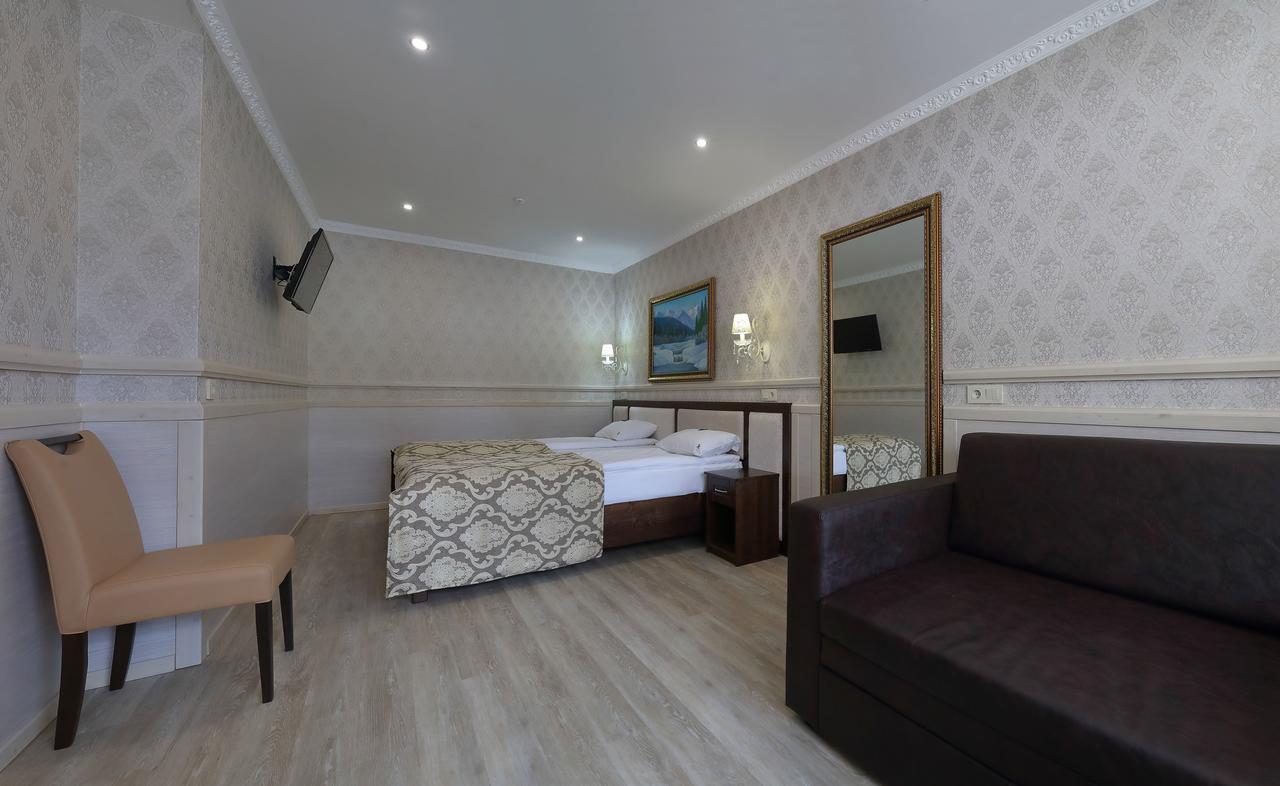 Home Hotel Bukovel Luaran gambar